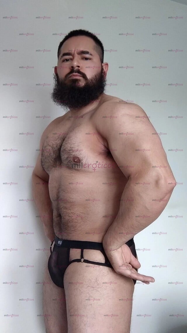 FOTOS DE ALTO GUAPO MAMADO BARBÓN VERGÓN Y MUY LECHERO