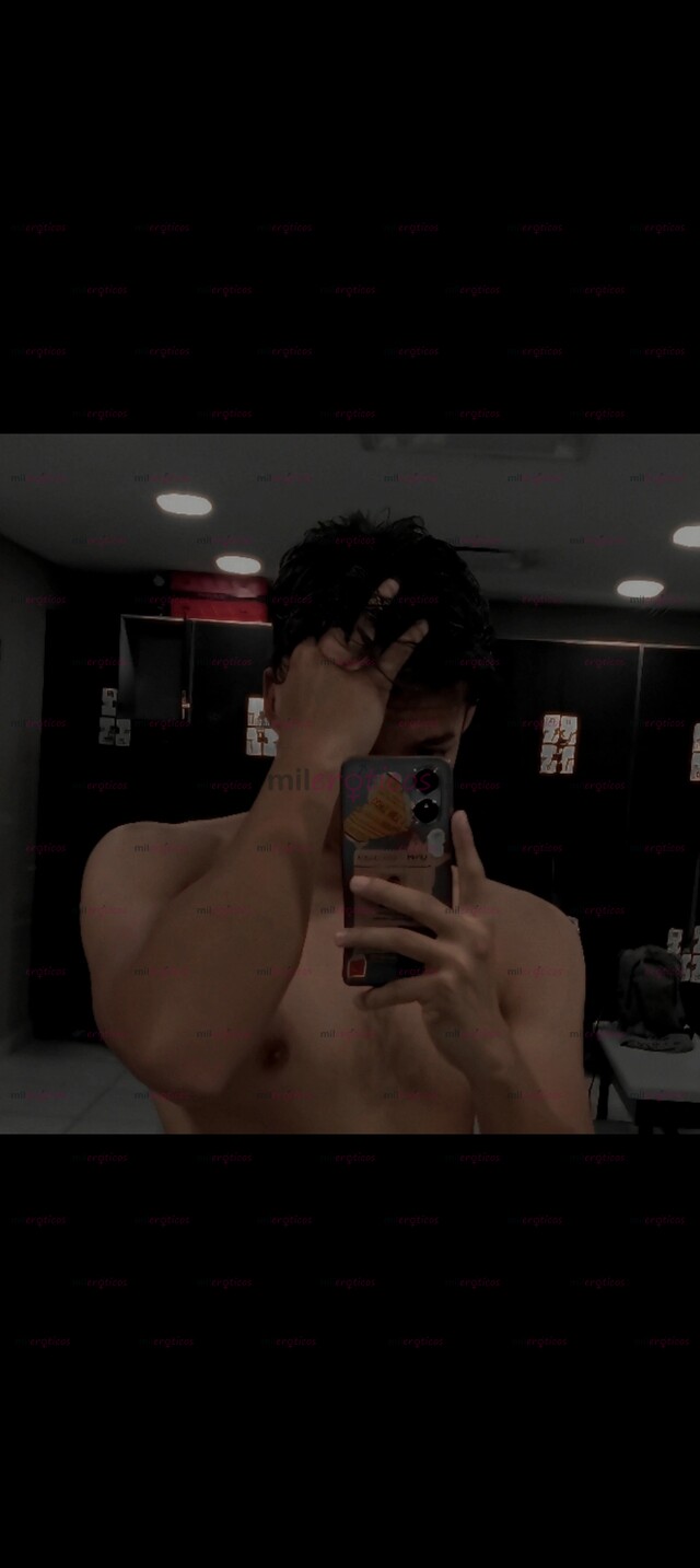 FOTOS DE DEJAME VOLVERME ADICTO A TI Y TE VOLVERAS ADICTA A MI.