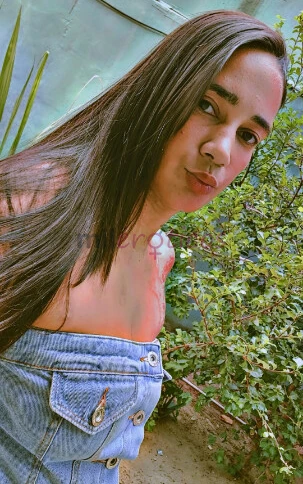 Seus sonhos realizados aqui voce encontra diversao e prazer de verdade venha ser feliz comigo meiga sensual e charmosa realizado seus fetiches amor aq...