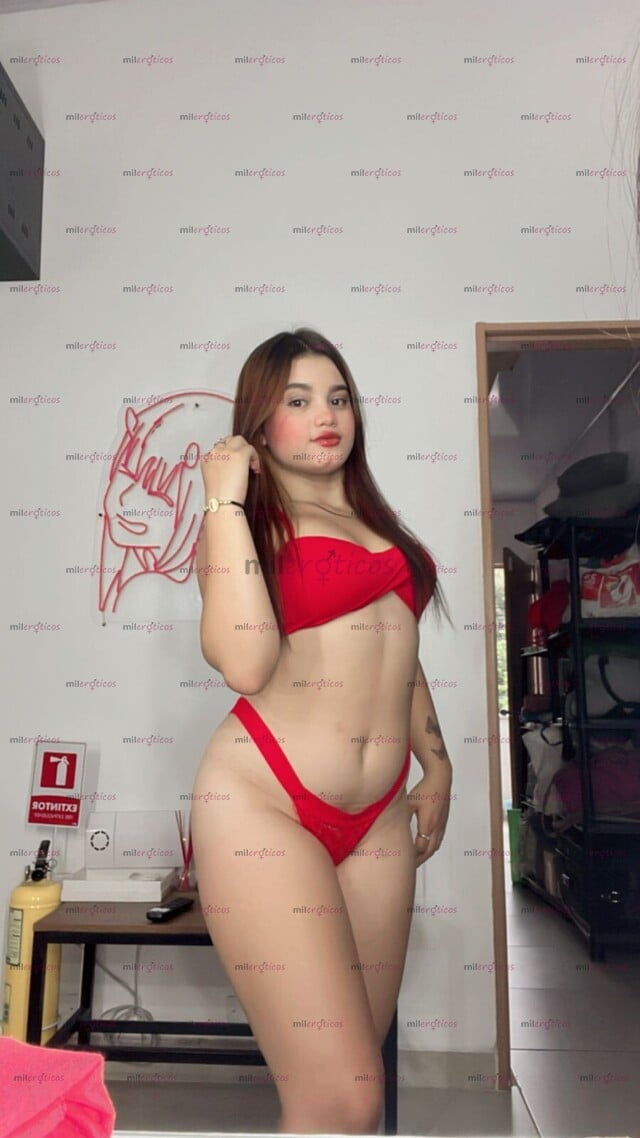 FOTOS DE TANIA, NUEVA PAISITA, RECIÉN LLEGADA, 18 AÑOS, TIERNITA.