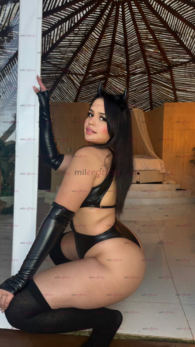 FOTOS DE HERMOSA SOFIA REAL CUERPO ESPECTACULAR PELINEGRA DE ENCANTO SOLO DOMIS