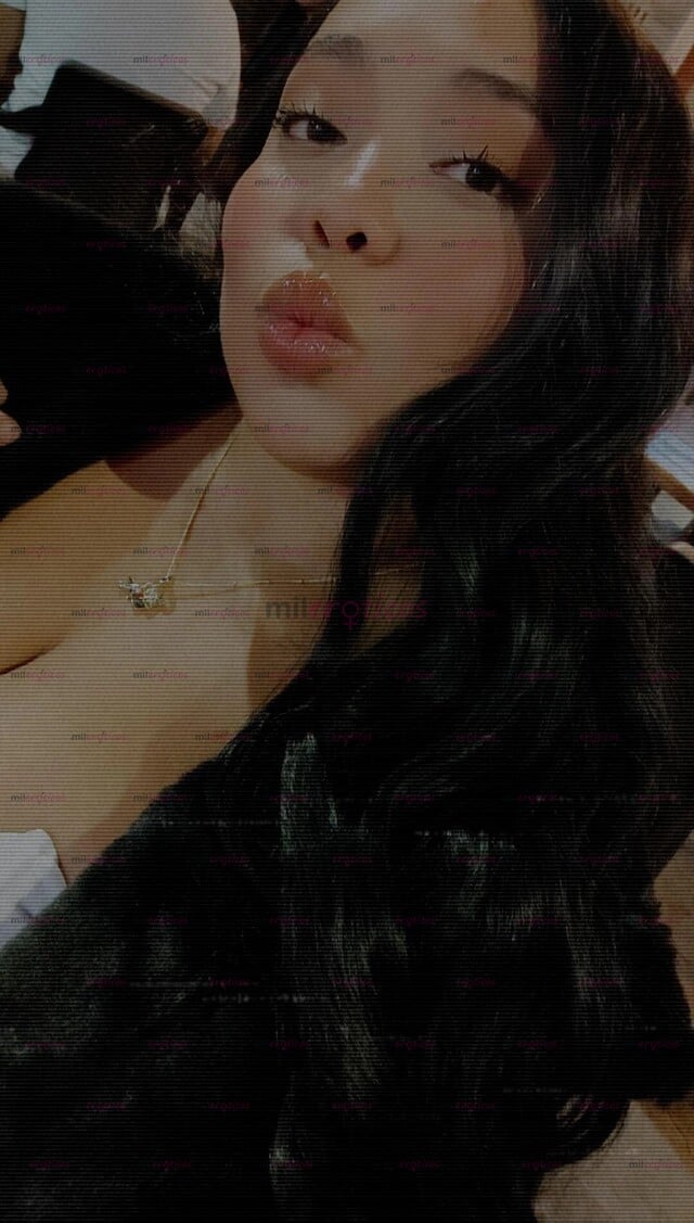 FOTOS DE CINTHYA HERMOSA MORENA CURVI DE RICOS SENOS NATURALES RICO CULO