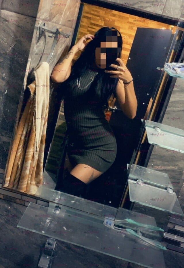 FOTOS DE SOY KATIA TENGO 23 AÑOS Y SOY MUY JUGUETONA Y CACHONDA EN LA CAMA