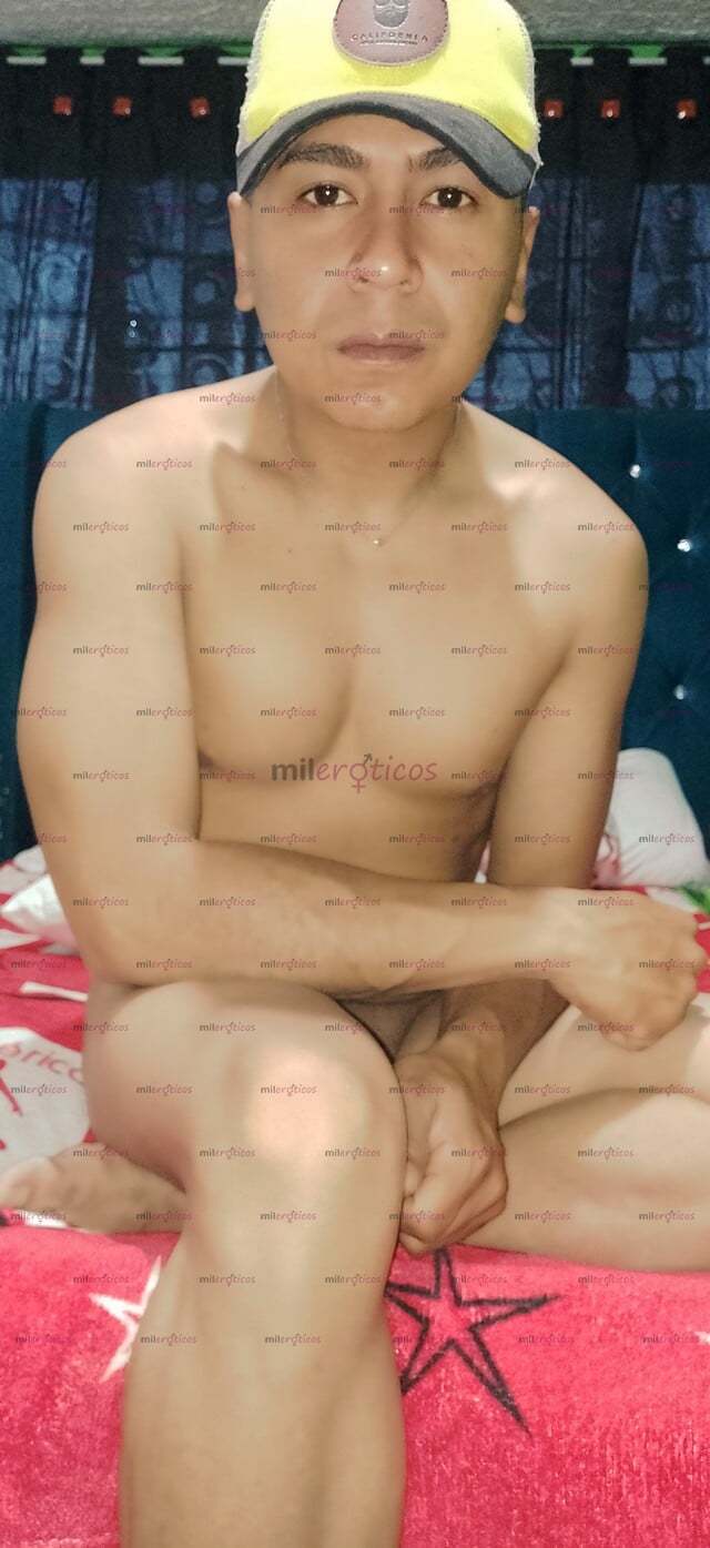 FOTOS DE MACHO SERIO AQUÍ ESTOY PARA COMPLACER TUS FANTASIAS