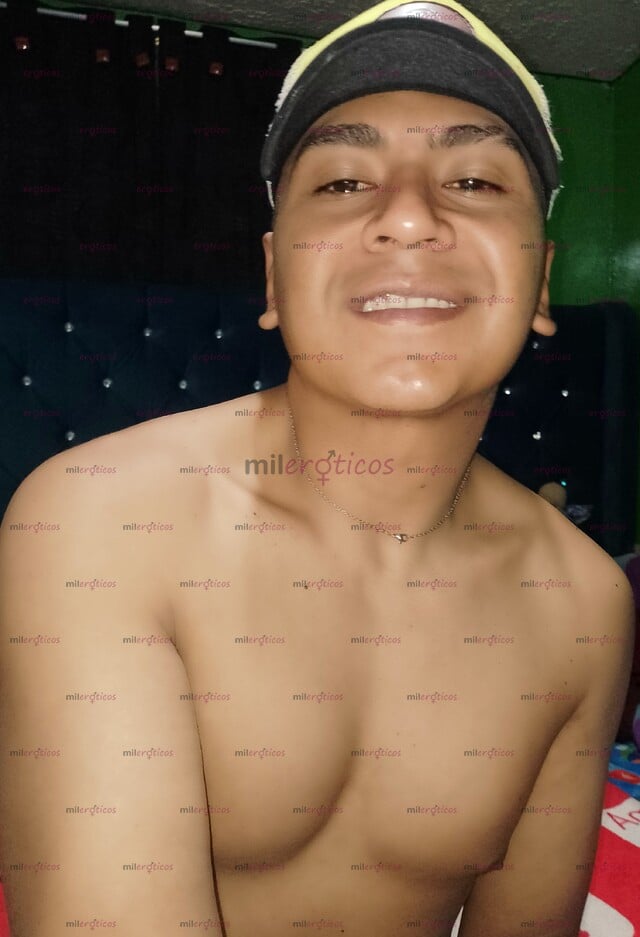 FOTOS DE MACHO SERIO AQUÍ ESTOY PARA COMPLACER TUS FANTASIAS
