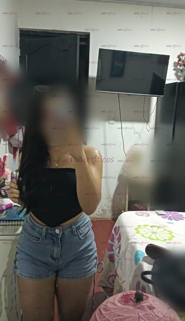 FOTOS DE SOY LUNA SEXI Y ARDIENTE NIÑA DE 18AÑITOS LISTA PARA SACARTE TODA LA LECHITA