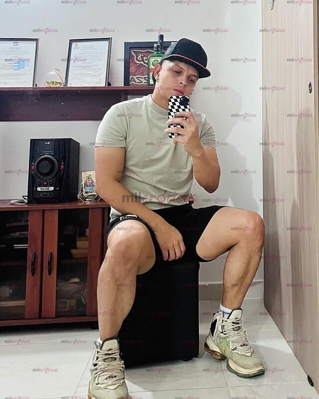 FOTOS DE CHICO JOVEN ACT COMPLACIENTE MORBOSO DISPUESTO PARA TI, MUY MASCULINO