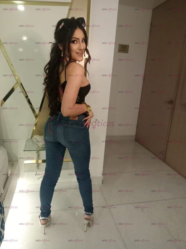 FOTOS DE SECRETARIA PROFESIONAL EN BUSCA DE SEXO APASIONADO Y DE AVENTURAS DELICIOSAS