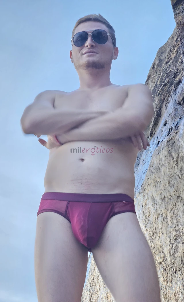 Ola sou um jovem ativo com 21 cm de carne disponivel para voce ansioso para lhe agradar faco massagens tantricas descongestionantes relaxantes sexo or...