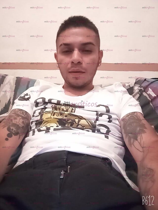 FOTOS DE CRISTIAN VERGA 18 LISTO PARA QUE LA GOSES AL TENERLA ADENTRO DECIDETE NO TE ARRE