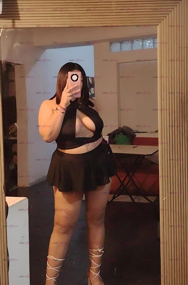 FOTOS DE SOY GIA CON UN BUSTO 34C, TALLA 11, COLOR PIEL CANELA.