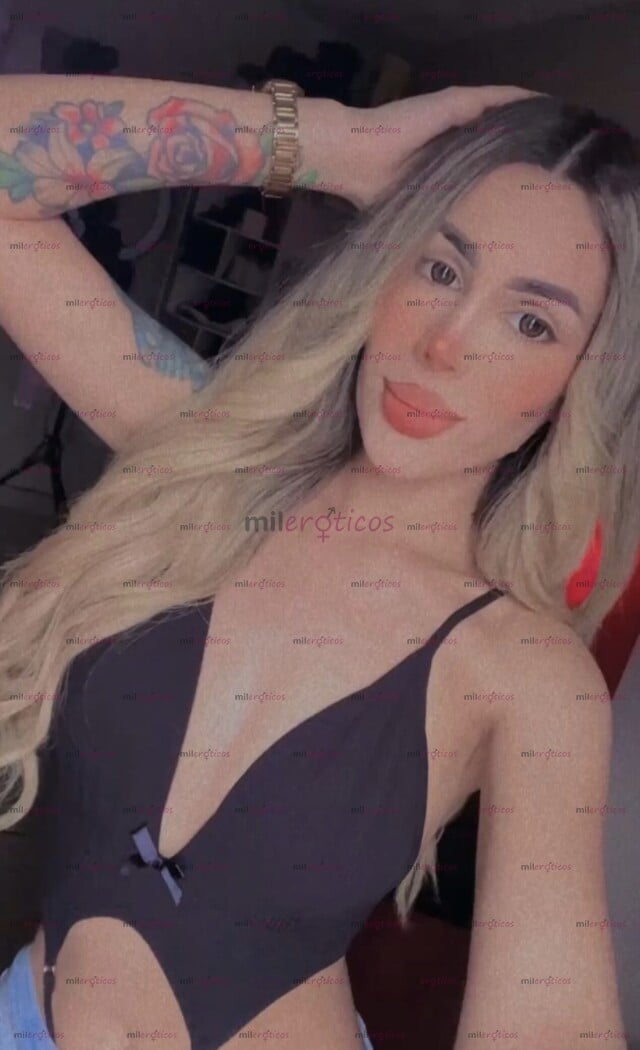 FOTOS DE HOLA ME LLAMO MELANIE, TENGO 23 AÑOS, SOY PETTITE MUY CACHONDA Y COMPLACIENTE.