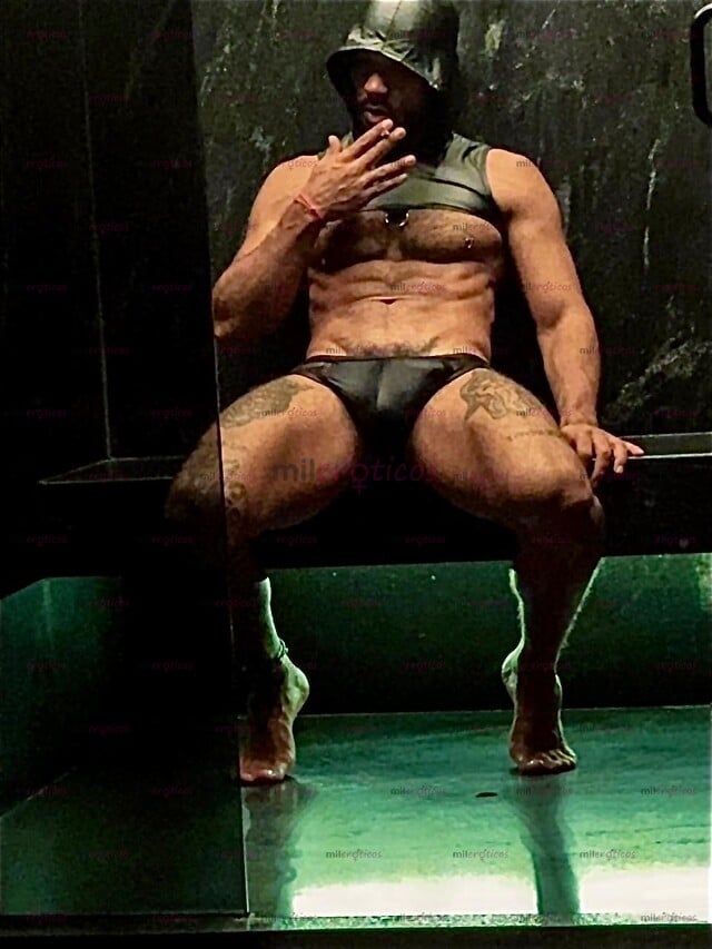 FOTOS DE XXL GRUESO 24CM MORENO CALIENTE VERGON MACHO DOMINANTE