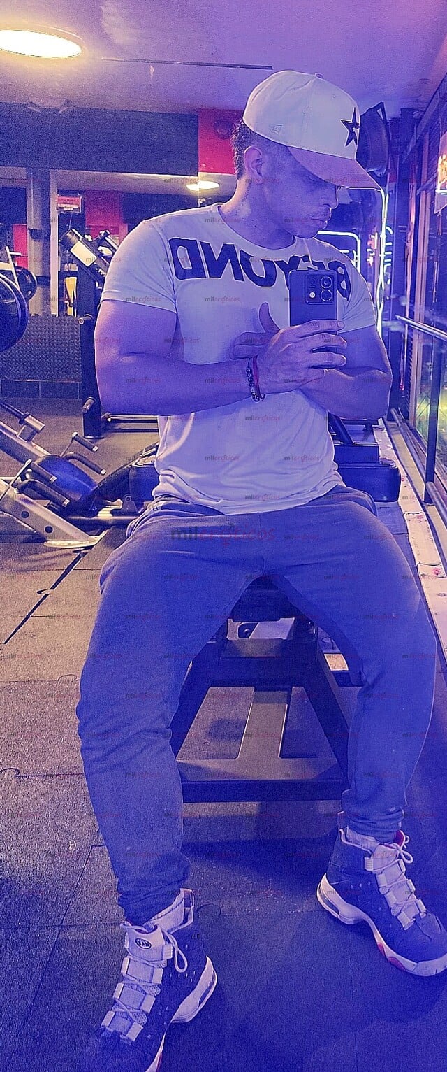FOTOS DE CHICO JOVEN ACT COMPLACIENTE MORBOSO DISPUESTO PARA TI, MUY MASCULINO