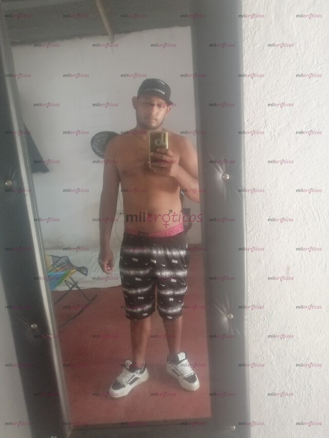 FOTOS DE MORENO CALIENTE CON GANAS DE COGER DURO Y PASARLA BIEN