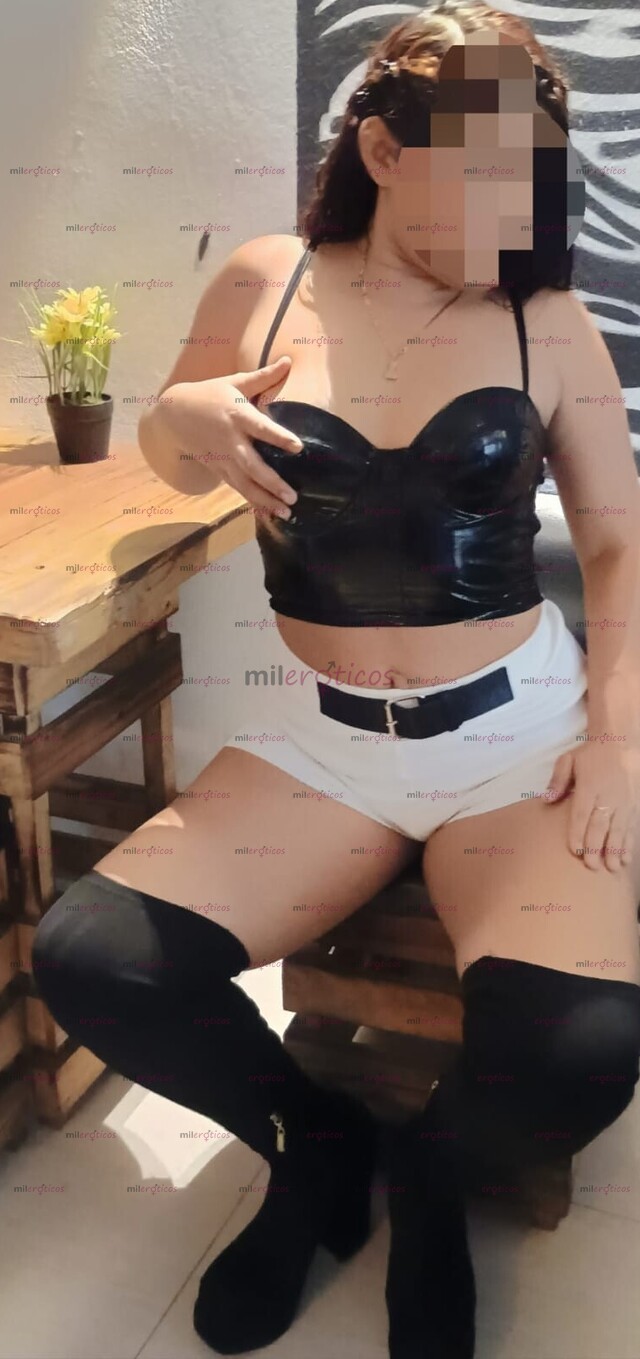 FOTOS DE KATA LA TRAGA VERGA,TODA UNA PERRITA EN LA XAMA CON TODA