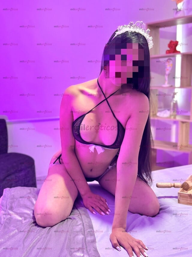 FOTOS DE SOY UNA CHICA SEXY Y COMPLACIENTE CON UNAS CURVAS DE INFARTO NO ME DEJES PASAR.