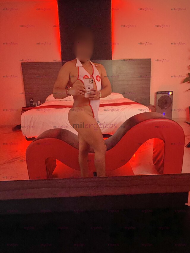 FOTOS DE NALGÓN SABROSO , DISPUESTO A COMPLACER A SU PAPI SEMENTAL CHUPÁNDOTE RICO HASTA