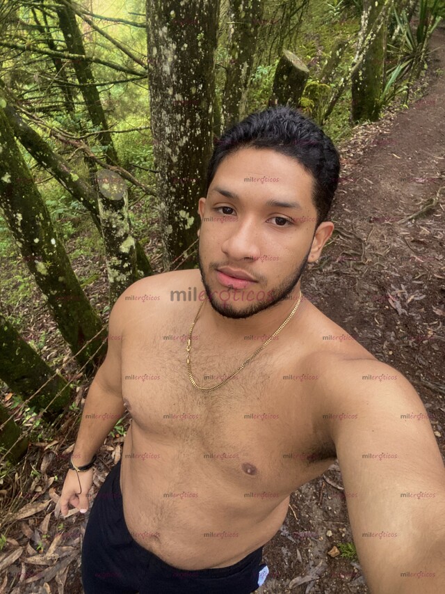 FOTOS DE VENTA DE CONTENIDO O ENCUENTROS, JOVEN VELLUDO, SERIO, MORBOSO Y DESCOMPLICADO
