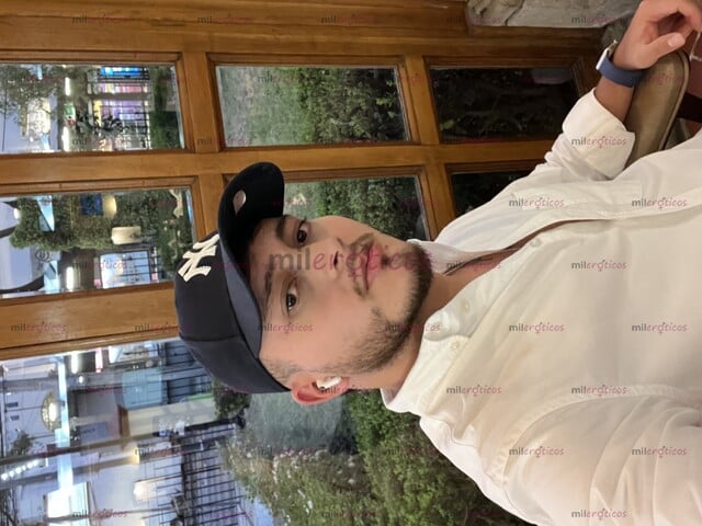 FOTOS DE COLOMBIANO ACOMPAÑANTE PRESENCIAL O VIRTUAL