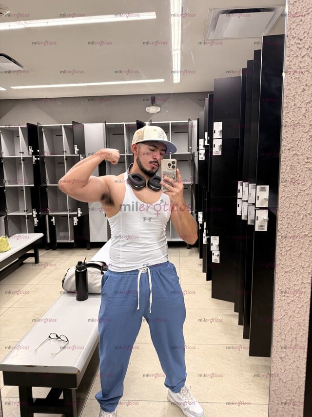 FOTOS DE REGIO, JOVEN DOTADO, NALGÓN Y PIERNÓN, MUSCULOSO, VELLUDO, BARBÓN, TRATO SERIO