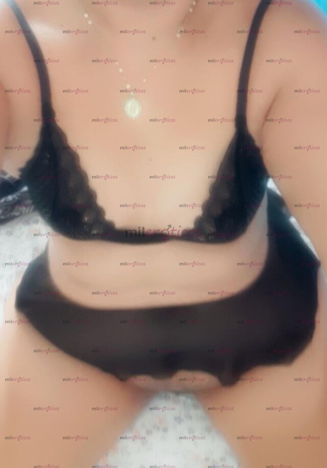 FOTOS DE PROMO ESTOY DISPUESTA A TODO AMOR LLAMAME