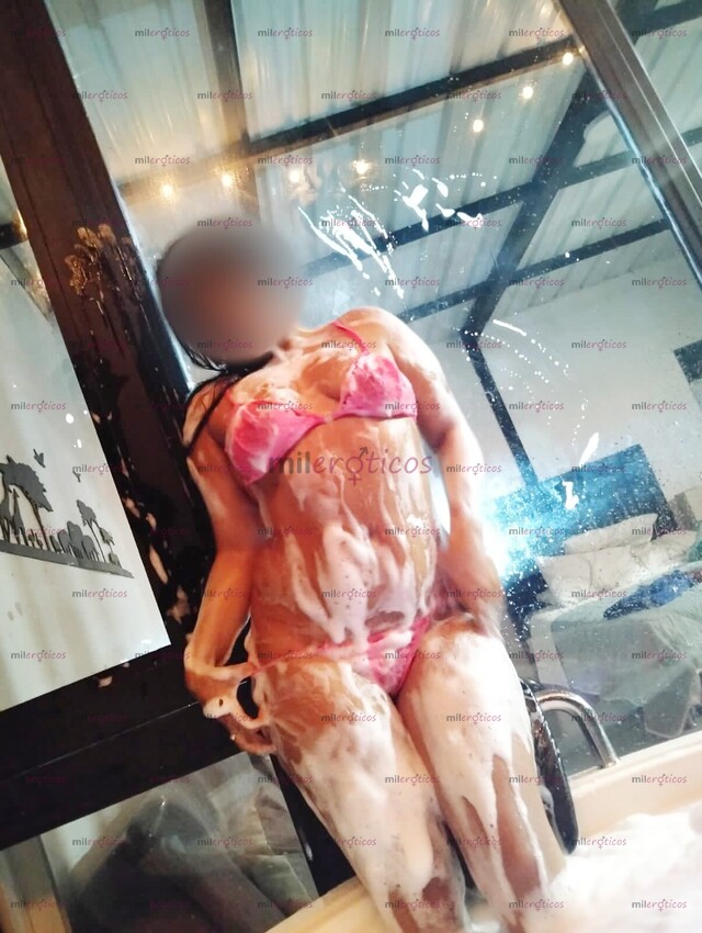 FOTOS DE TU MORENITA CALIENTE ,TE ESPERA PARA DISFRUTAR DE UNA APASIONADO MOMENTO