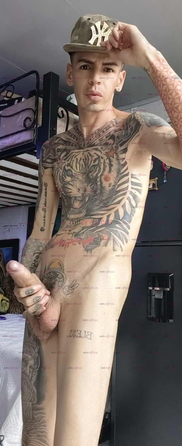FOTOS DE FLACO TATUADO VERGON LECHERO MORBOSO CALIENTE