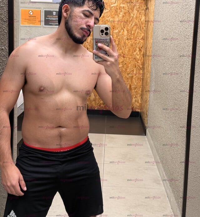 FOTOS DE MACHO DE GYM, PIERNON, NALGON, BUENA VERGA. JOVEN BARBÓN MASCULINO Y VELLUDO