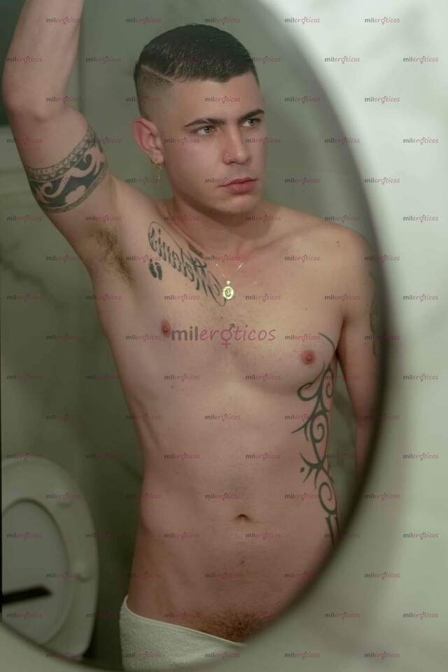 FOTOS DE NUEVO CHICO CUBANO , BISEXUAL , CALIENTE Y MUY DISCRETO