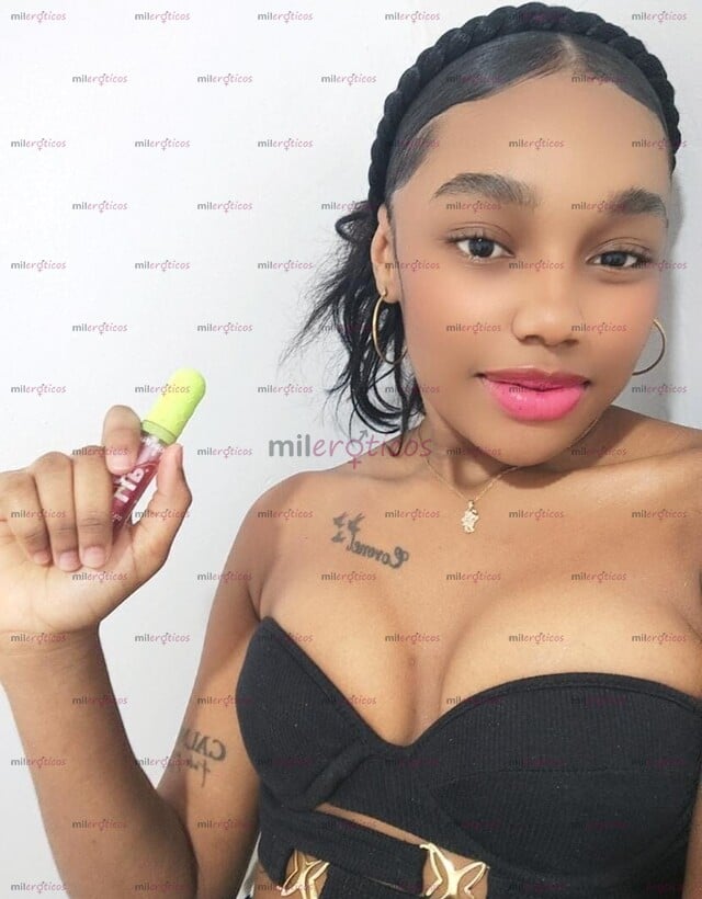 FOTOS DE CHICA NUEVA AQUÍ MORENA JOVEN SEXY COMPLACIENTE