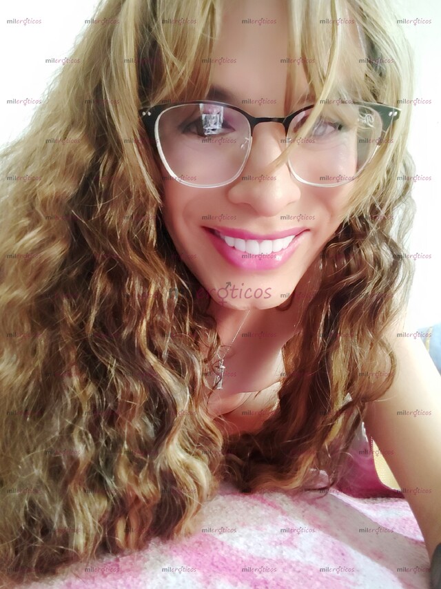 FOTOS DE UNA NIÑA SIN IGUAL COMPLACIENTE Y DIVERTIDA