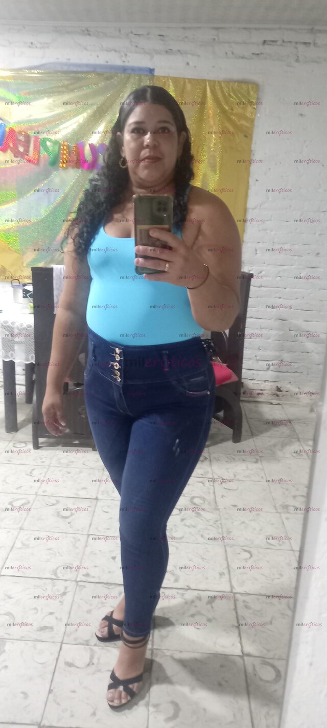 FOTOS DE UNA MORENA DIPUESTA A SACIAR TUS GANAS, VEN Y DISFUTRMOS