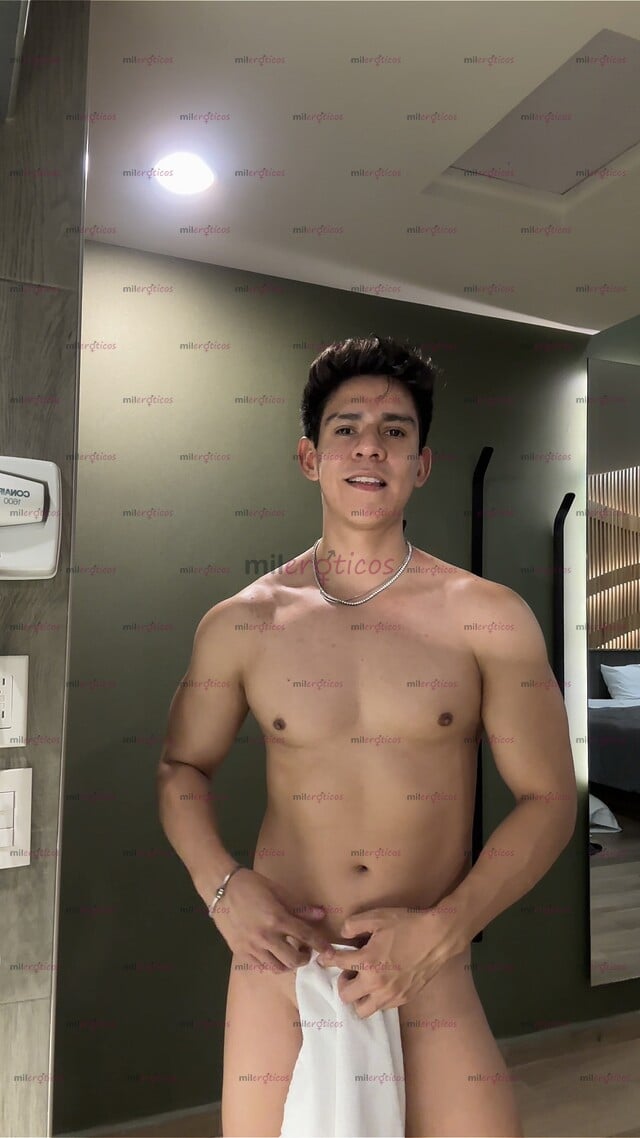 FOTOS DE DEL NORTE JOVEN GUAPO ATRACTIVO SERIO EDUCADO TAL COMO EN LAS FOTOS