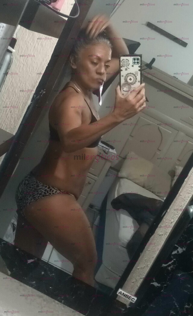 FOTOS DE SOLO A CABALLERO MAYOR DE 35 DE EDAD, EDUCADO RESPETUOSO Y CANSADO