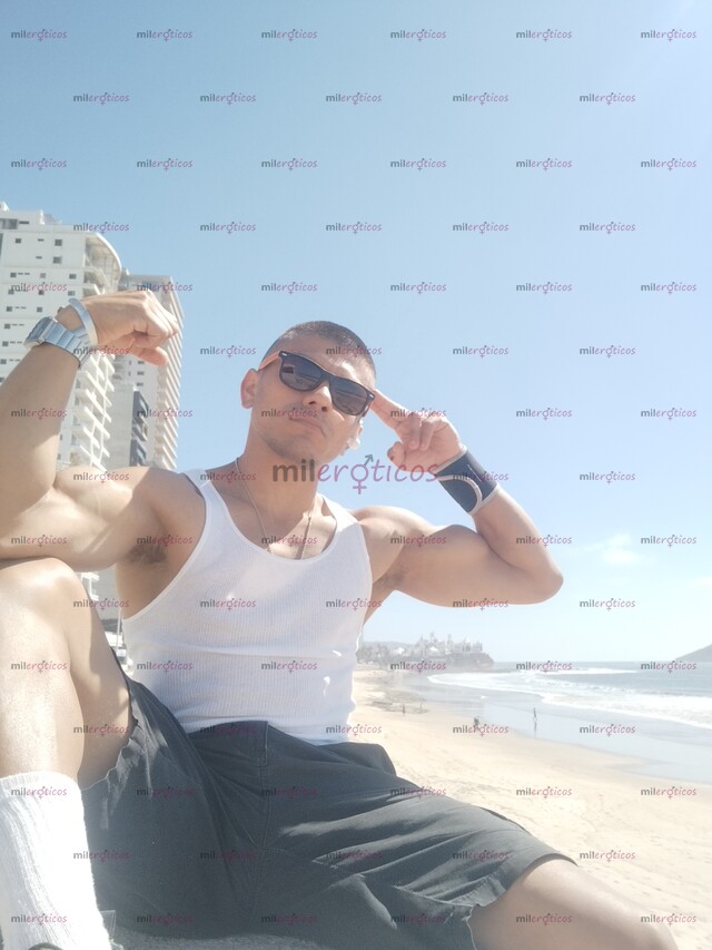 FOTOS DE ¡SINGLE DE USO RUDO PARA PAREJAS SWINGER Y DAMAS SOLAS, YO LAS PREÑO!