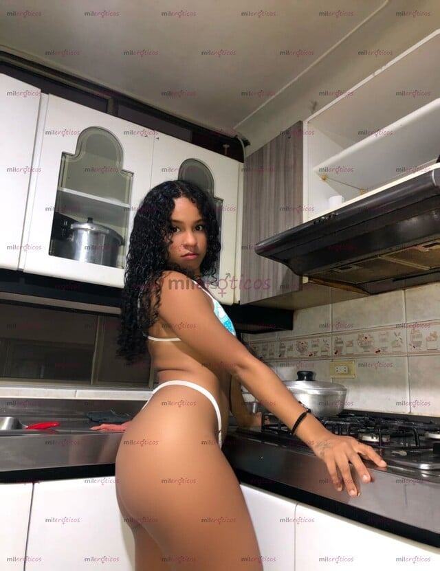 FOTOS DE ARDIENTE MELLISA ADICTA AL SEXO Y AL ORAL BIEN RICO TE ESPERO