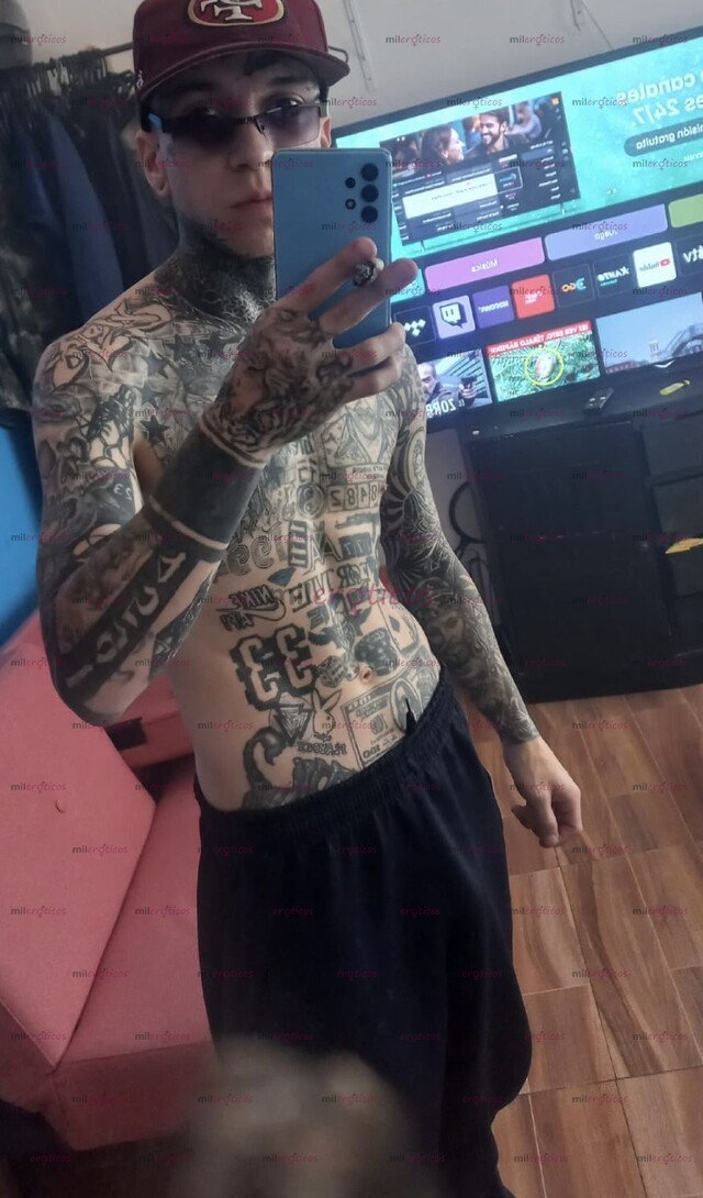 FOTOS DE CHICO ESCORT SWINGEAR DOTADO HAGO TRÍOS CON TU MUJER