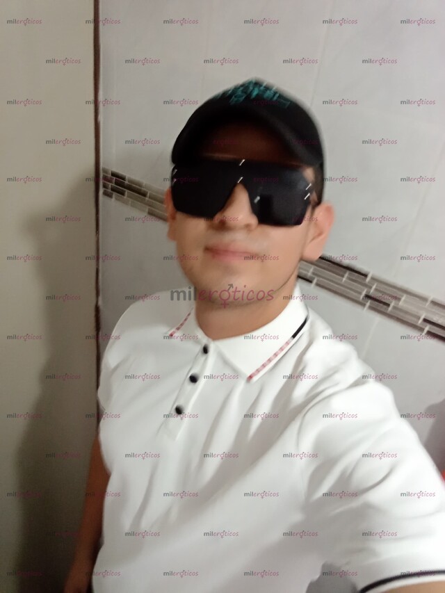 FOTOS DE ALEJANDRO PARA SERVILES PARA CUALQUIER SERVICIO MÁNDAME WHATSAPP