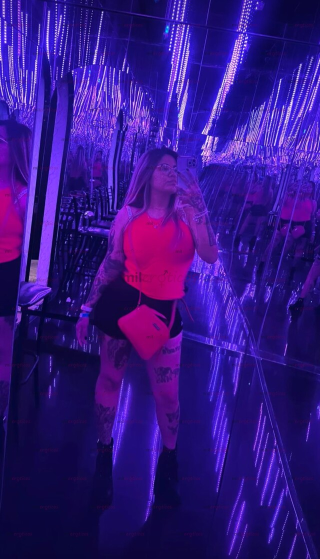 FOTOS DE EMMA 20 AÑOS NUEVA EN EL AMBIENTE VENTA DE CONTENIDO