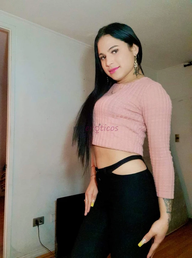 Hola soy angela mujer con pene muy femenina y educada con documento y voz de mujer para mas discrecion tengo 20 cm full ereccion versatil me encanta d...