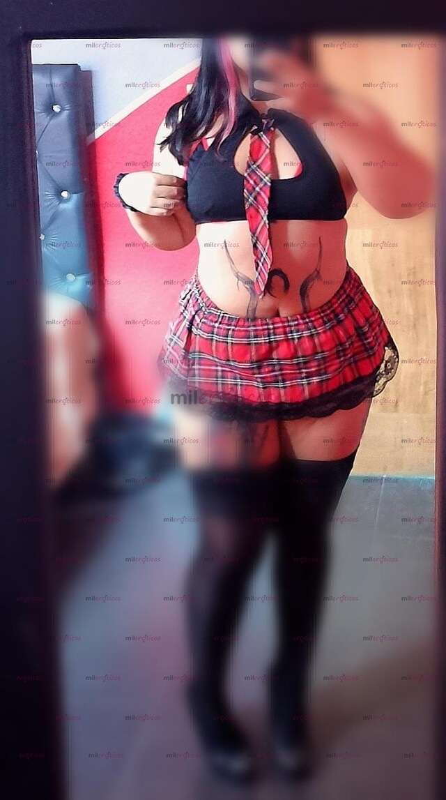 FOTOS DE DANIELA, NALGONA LACTANDO Y SÚPER CACHONDA PARA DIVERTIRNOS BB