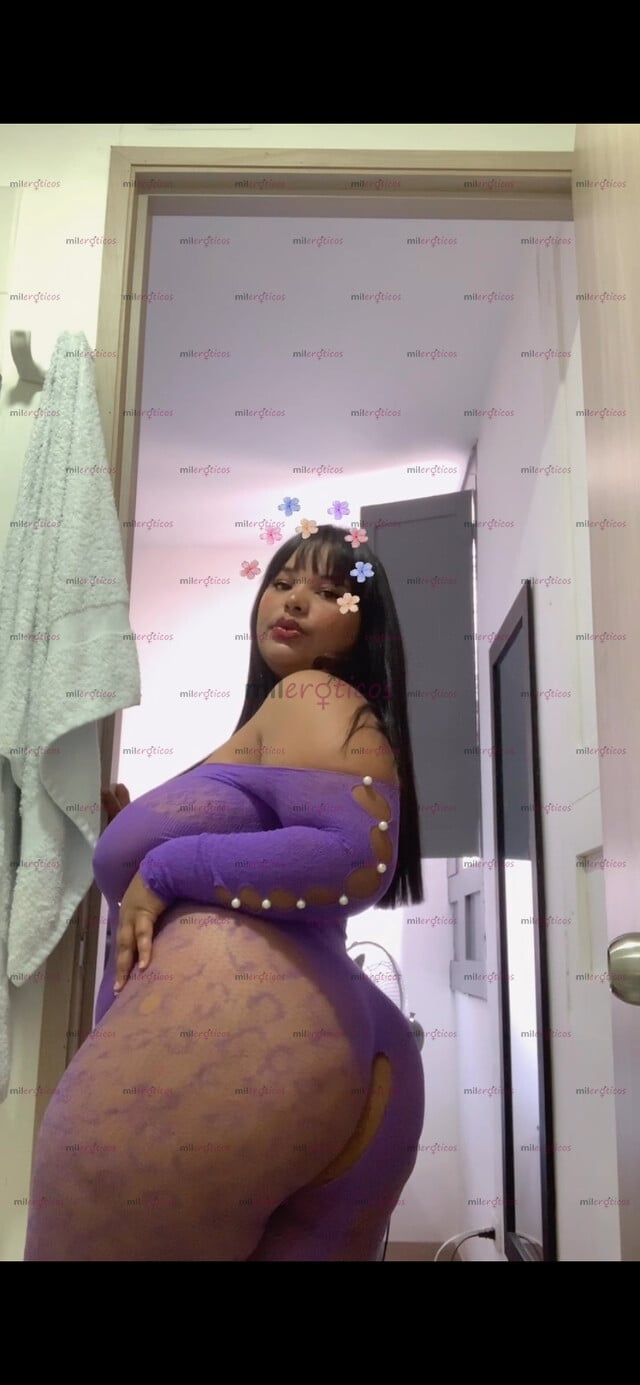 FOTOS DE TU GORDITA APRETADITA CON CULO GRANDOTES DISPONIBLES PARA TI AMOR $