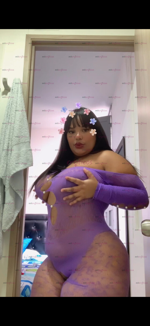 FOTOS DE TU GORDITA APRETADITA CON CULO GRANDOTES DISPONIBLES PARA TI AMOR $
