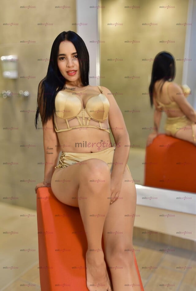 FOTOS DE RICA Y DELICIOSA MORENA DISPUESTA A COMPLACERTE EN LO QUE QUIERAS