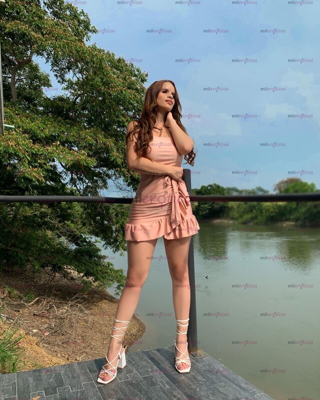 FOTOS DE ANDREA!!CALIENTE Y PERVERSA COLOMBIANA NALGAS Y BUBIS PERFECTAS, TE ENCANTARÁ!!