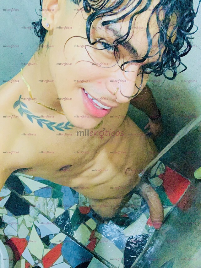 FOTOS DE 100% ACTIVO CHICO HETERO DE PASO POR LA CIUDAD 23CM