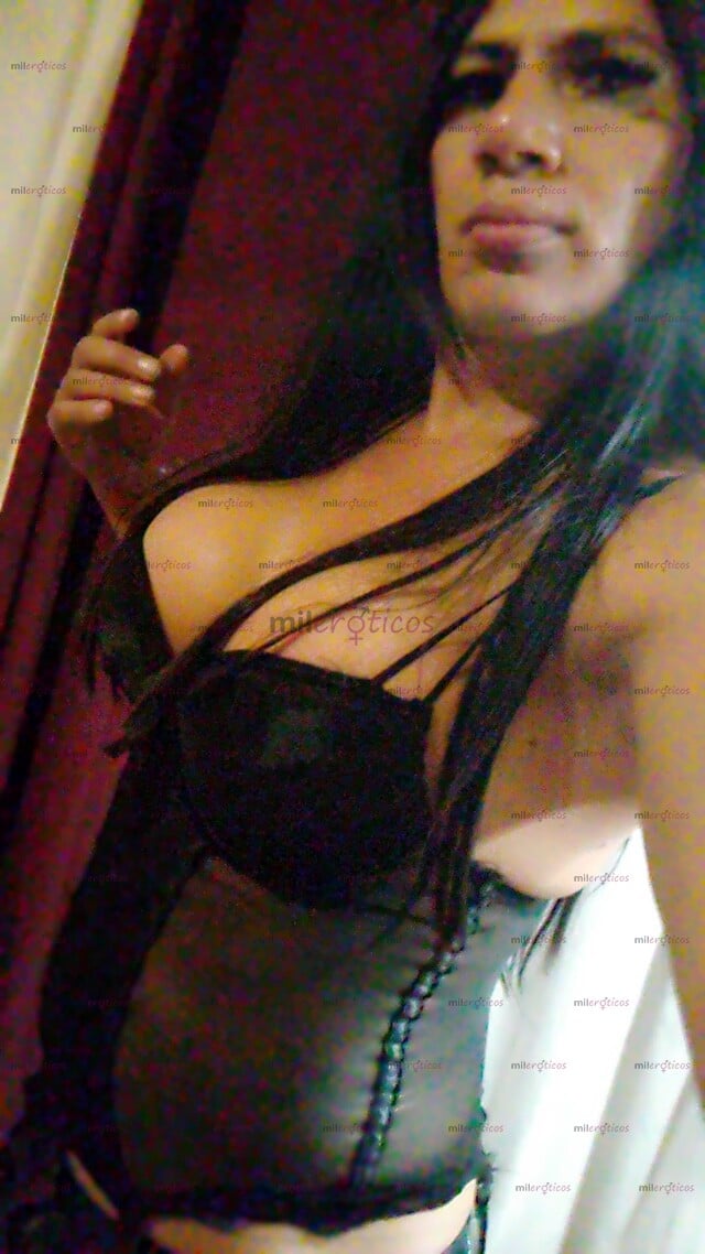 FOTOS DE SEXY ,CACHONDA , COGELONA ,CUMPLO FANTASÍAS USO DE LENCERÍA TACONES Y MÁS ..