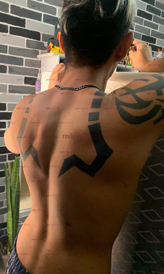 FOTOS DE SOY TONY VERSÁTIL MÁS ACT SUR DE LA CD