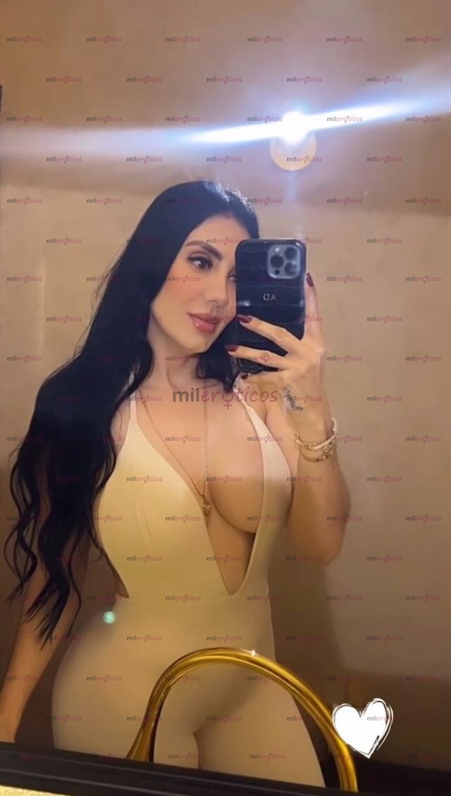 FOTOS DE CELESTE UNA RICA COLOMBIANA QUE LE GUSTA DIVERTIRSE